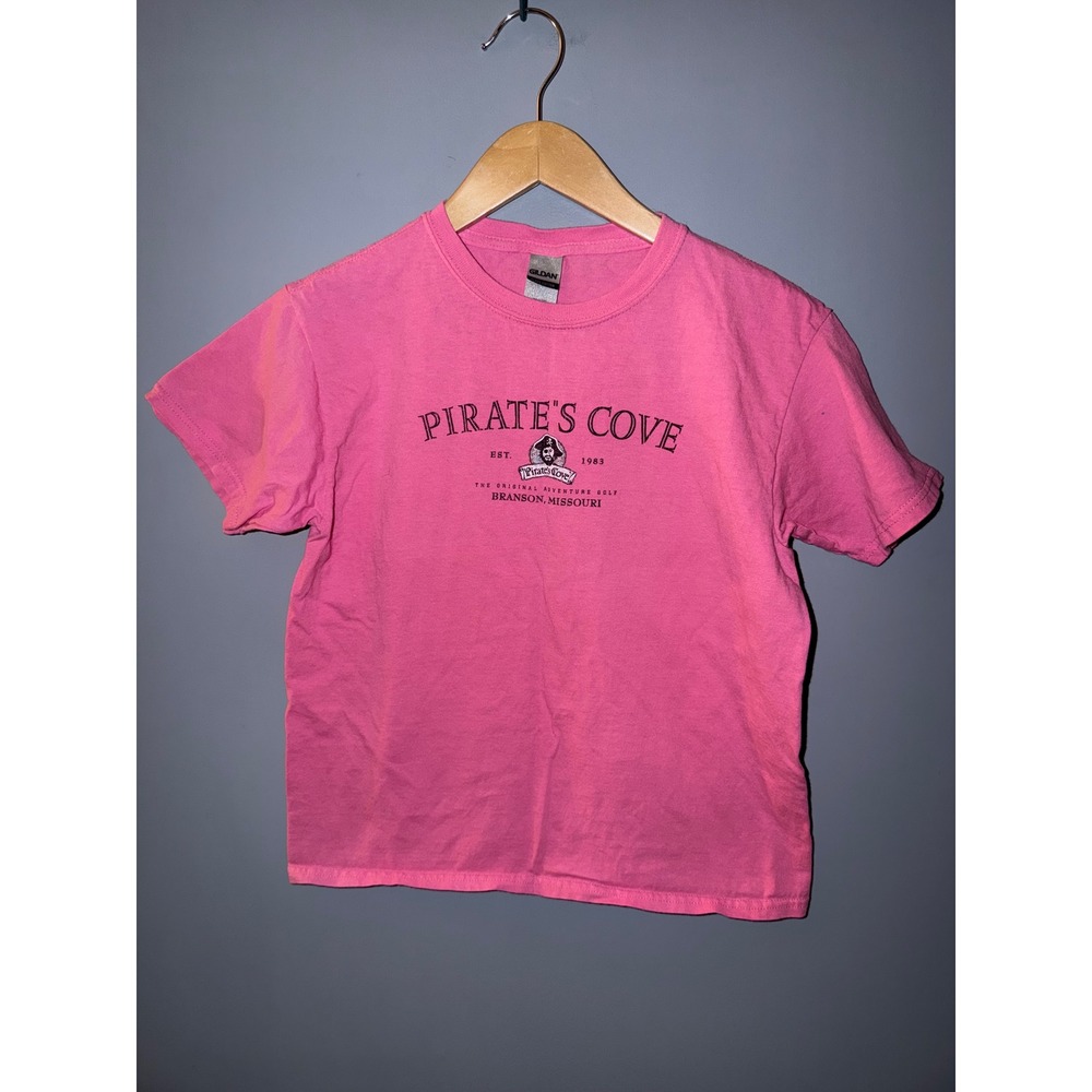Gildan Pirate's Cove‎ Adventure Golf Branson Missouri Graphic T-Shirt Youth L